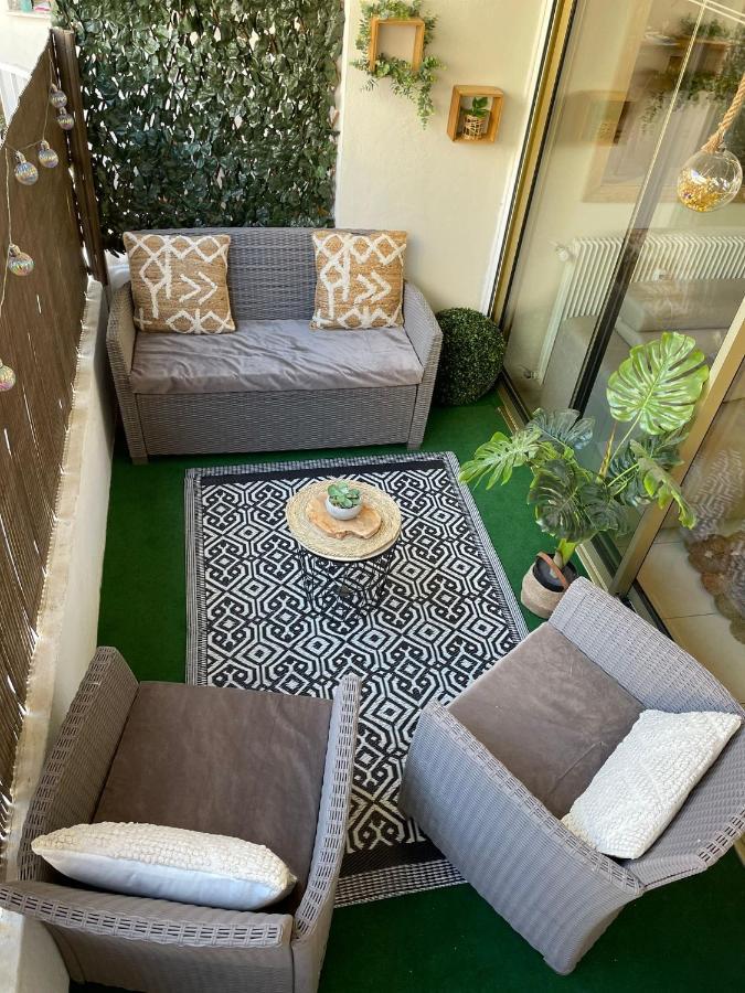 Centre De Juan Les Pins 100M Plages Easy Check-In Exterior foto